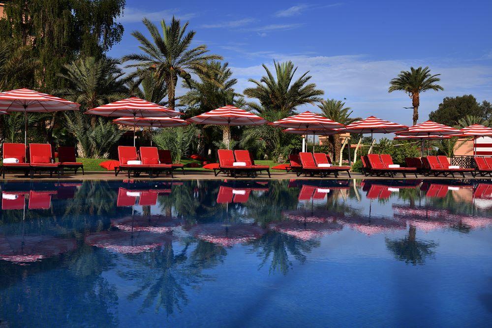 โรงแรมโมเวนปิค มันซอร์ เอดดาห์บี มาราเกช มาร์ราเกช ภายนอก รูปภาพ The pool at the hotel